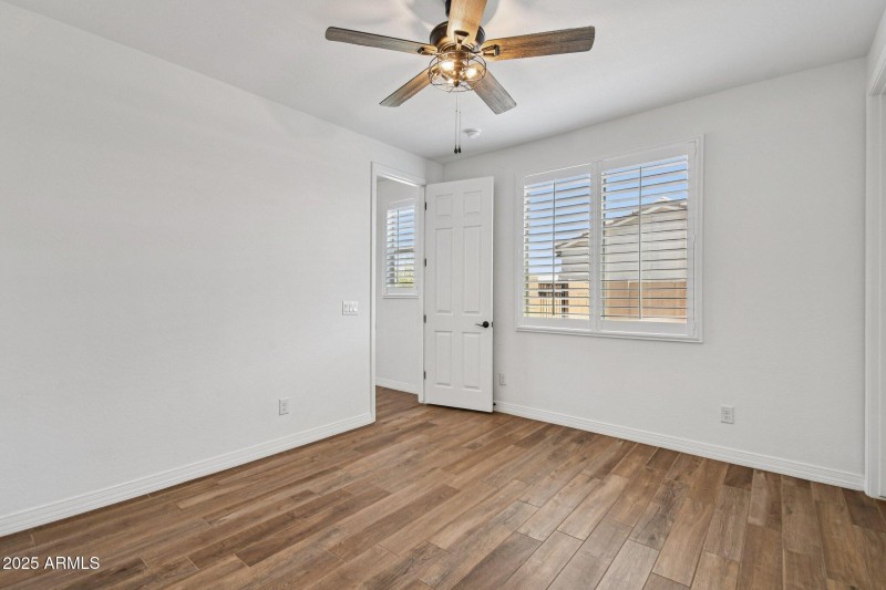 52-web-or-mls-E Joelle Dr-S2407-050