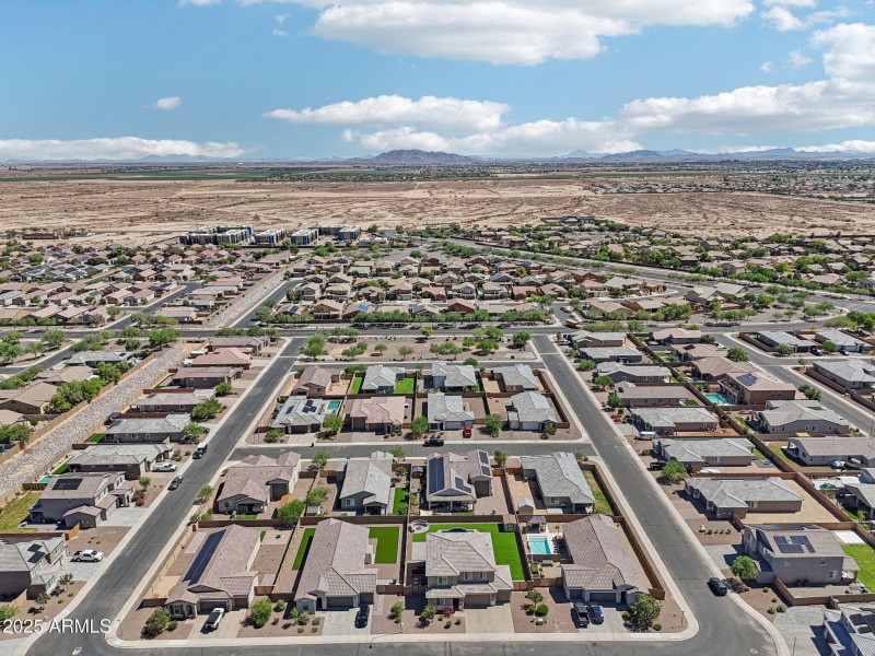 76-web-or-mls-E Joelle Dr-S2407-074