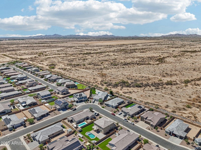 81-web-or-mls-E Joelle Dr-S2407-079