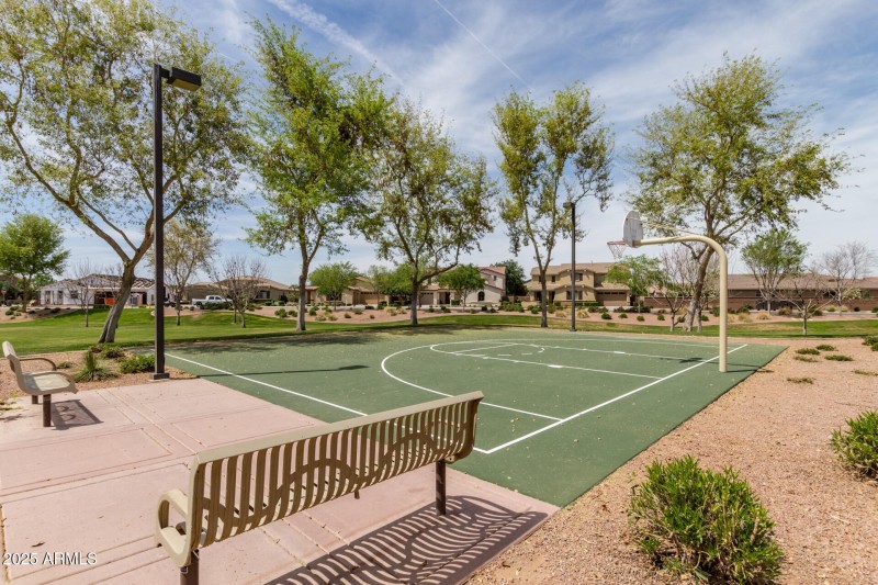 Ironwood Crossing - Basketball court