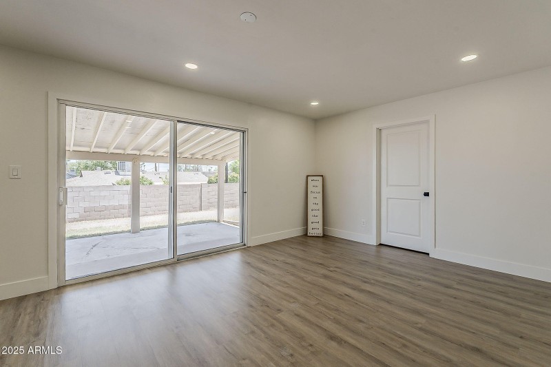 14-web-or-mls-Gene Ave-14