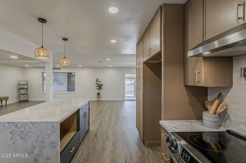 15-web-or-mls-Gene Ave-15