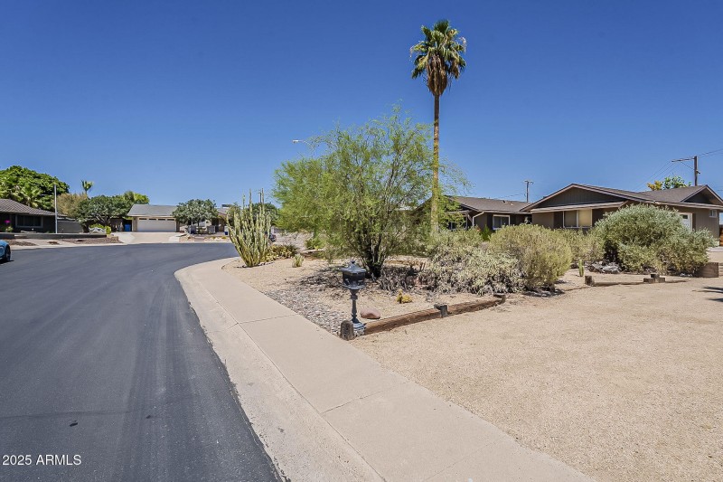 44-web-or-mls-Gene Ave-44