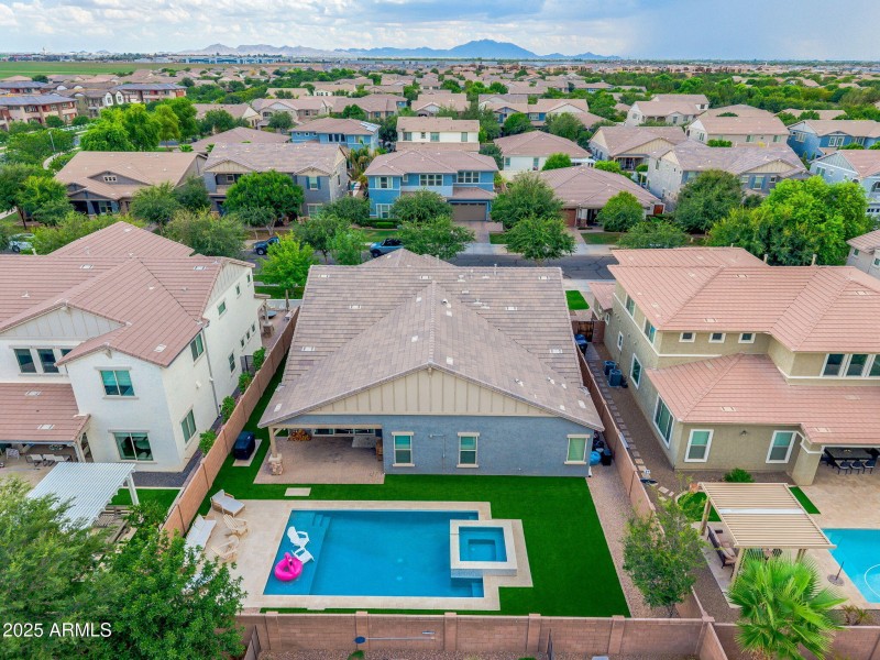 73-web-or-mls-ext_-13