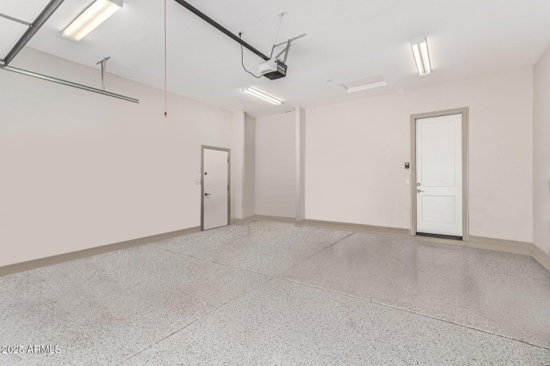Garage (1)