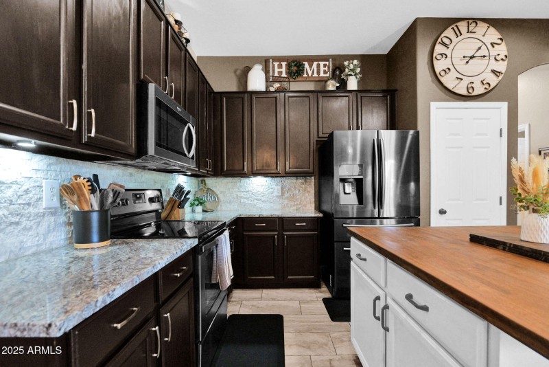 New Granite / Backsplash