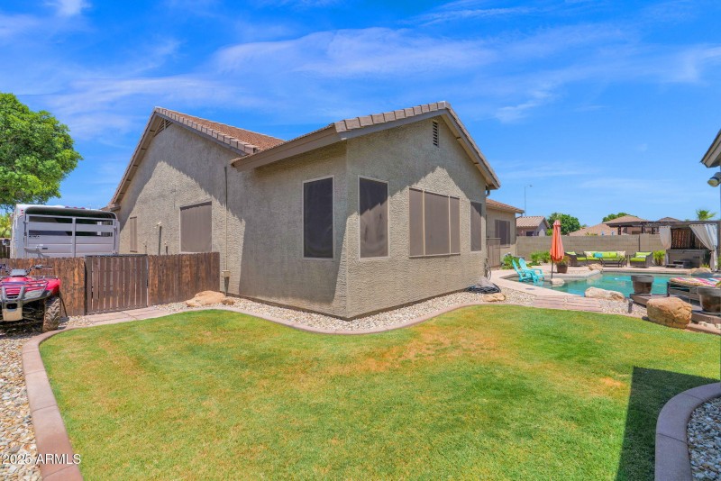 RV Parking West Side