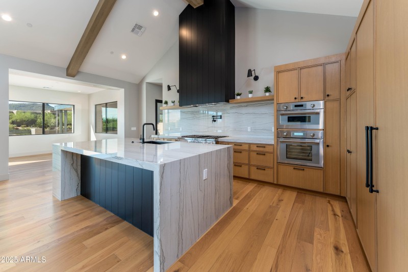 Chef's kitchen