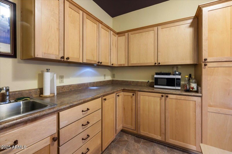 Casita + Kitchenette