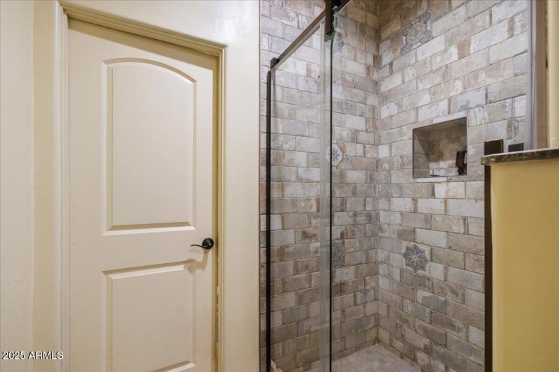 Casita Bathroom with Shower
