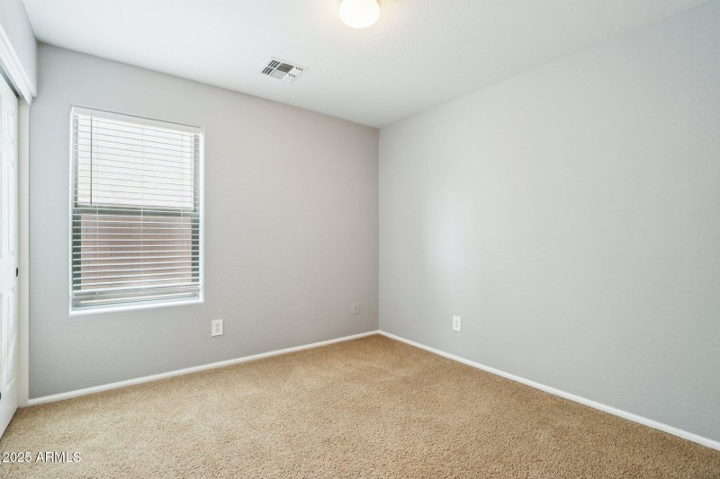 19-web-or-mls-W Zion Rd-S2207-019