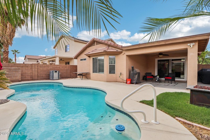 36-web-or-mls-W Zion Rd-S2207-036