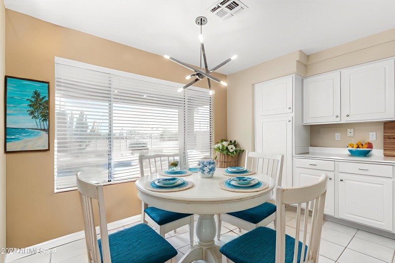 2551-kitchen - Dining Room - Coastal - 1