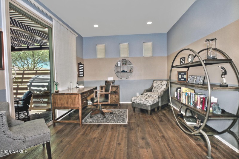 7465 W Noble Pr Wy Florence AZ-large-008