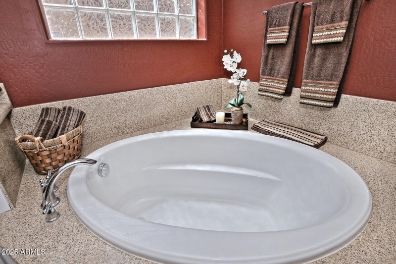 7465 W Noble Pr Wy Florence AZ-large-034
