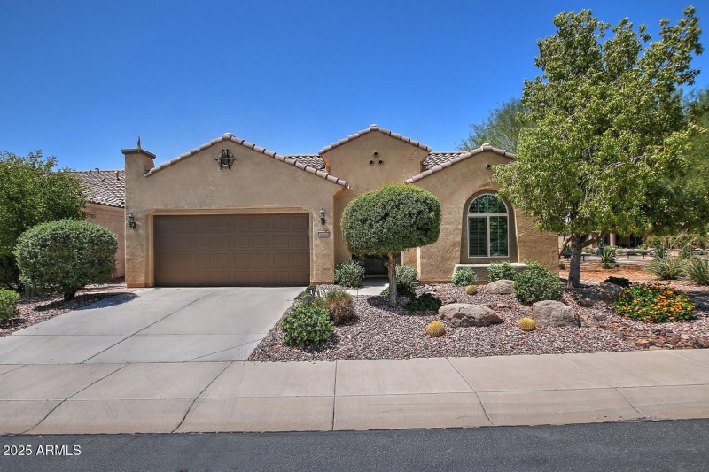 7465 W Noble Pr Wy Florence AZ-large-049