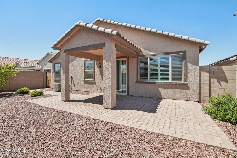 32-web-or-mls-W Molly Ln-S2407-030