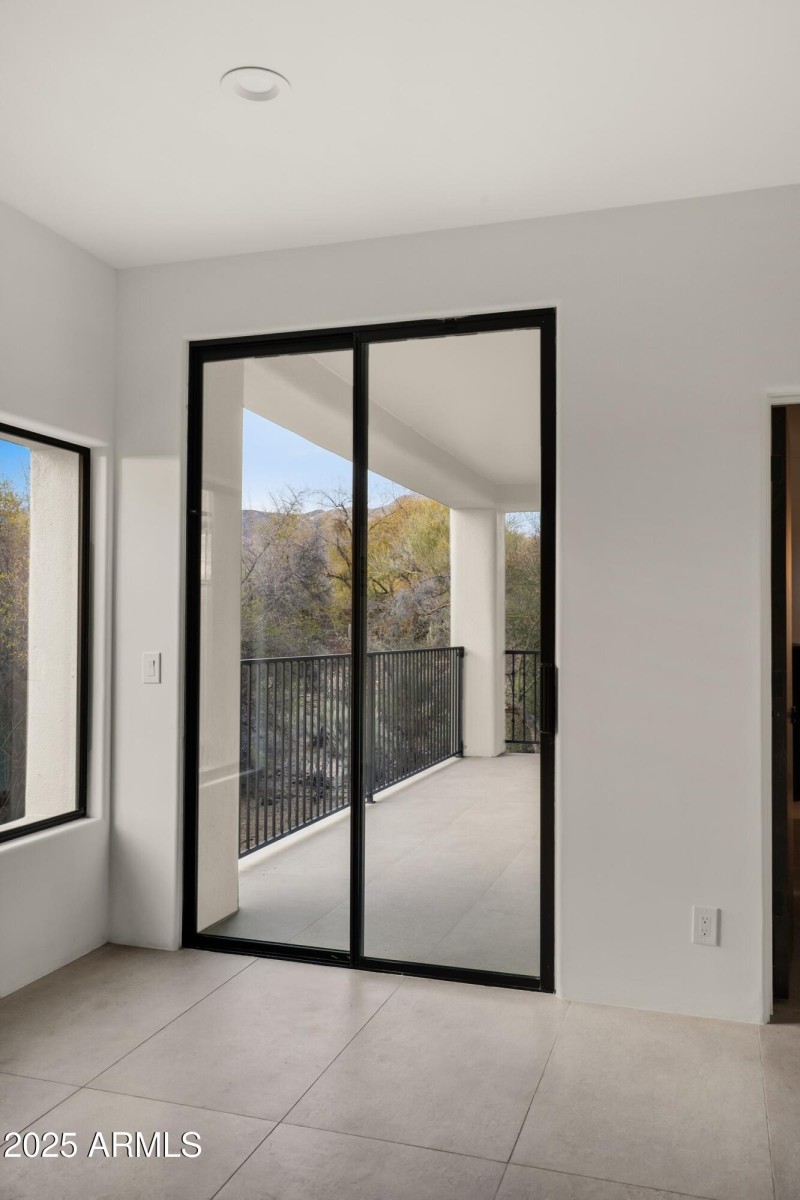 031_Flex room-office