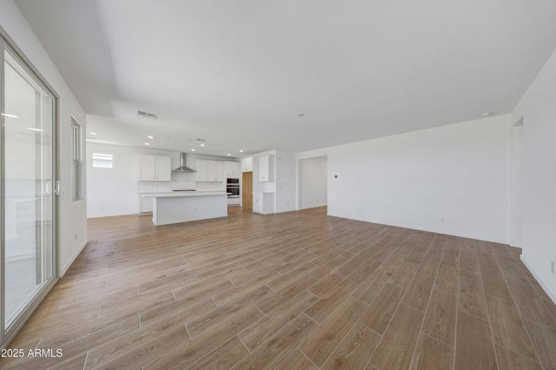 PHX_Las Ventanas_Lot 2023_Auburn_18423_G