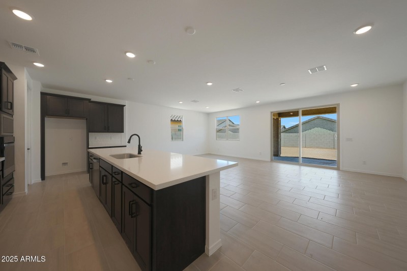 PHX_Pinnacle_Lot 2126_Aqua_4204_Kitchen