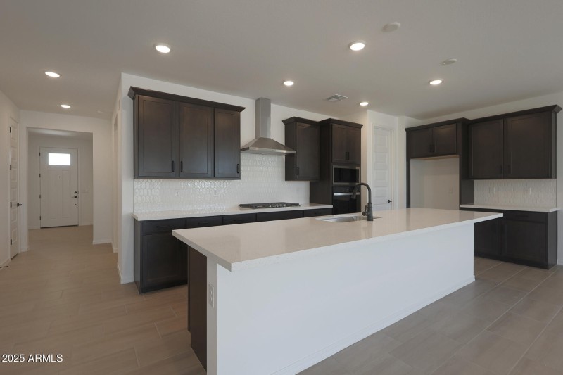 PHX_Pinnacle_Lot 2126_Aqua_4204_Kitchen