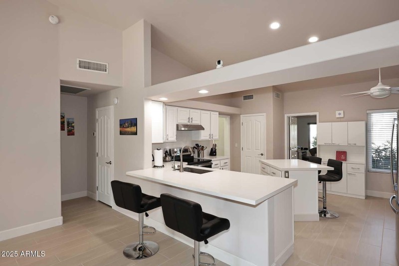 Kitchen-Bar