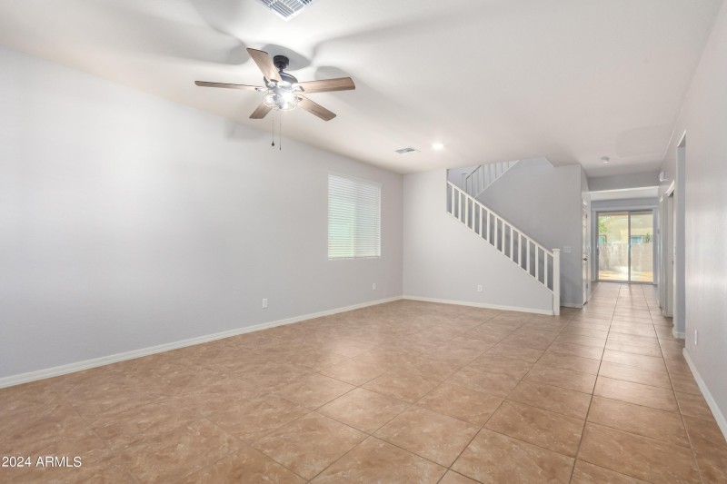 SECOND LIVING ROOM