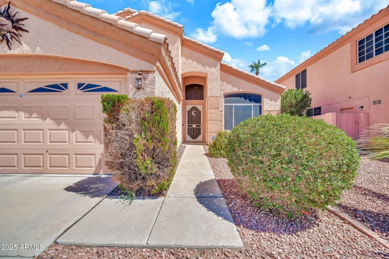 3341 N Garden Lane-3