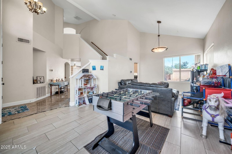3341 N Garden Lane-5