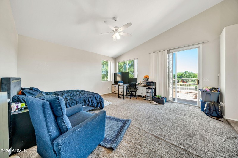 3341 N Garden Lane-21