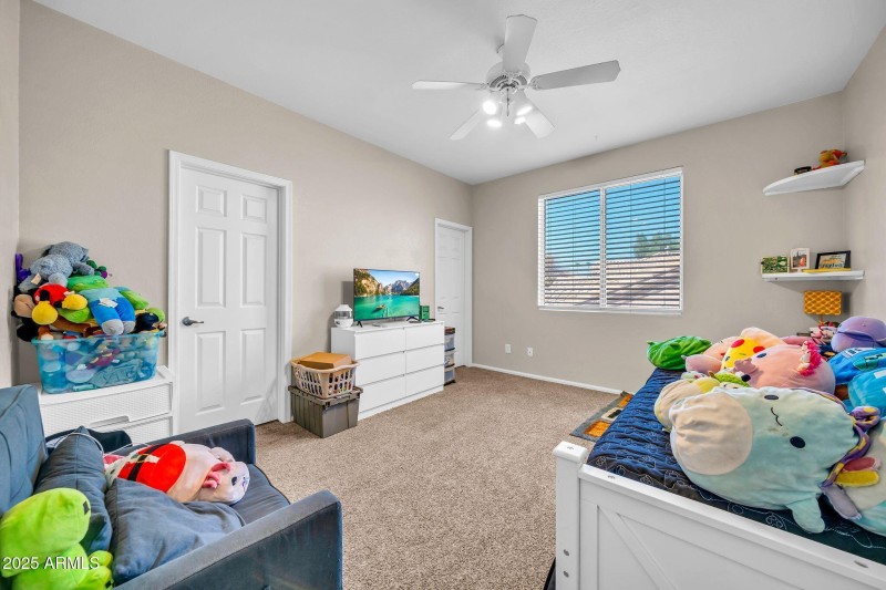 3341 N Garden Lane-32