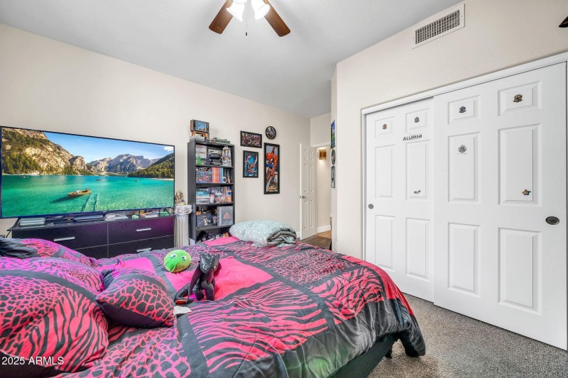 3341 N Garden Lane-35