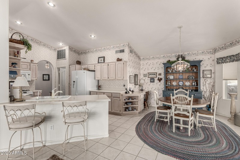 Breakfast Nook (1)