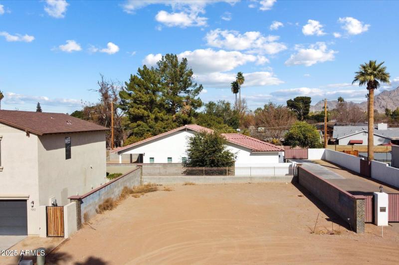 LOT 5