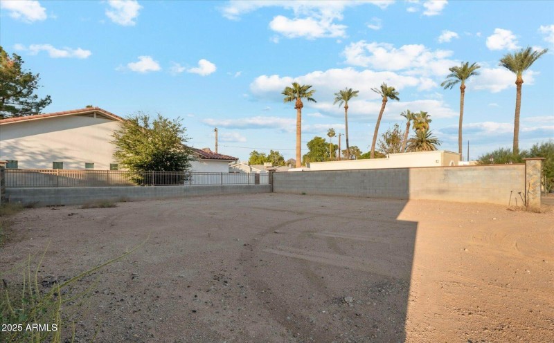 LOT 9