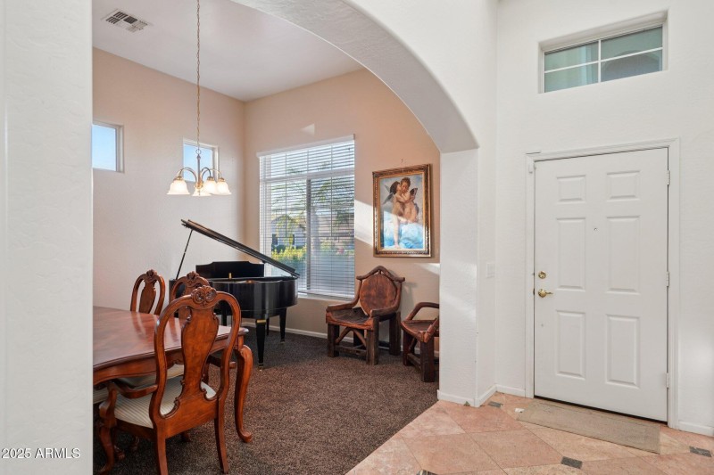 Entry Family Room-3