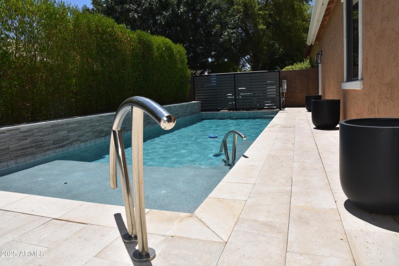 Private Pool!