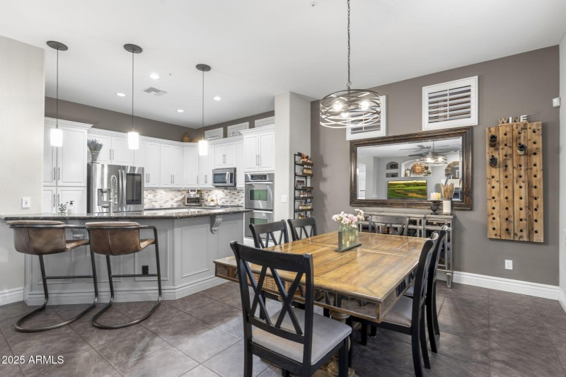 Dining/Kitchen