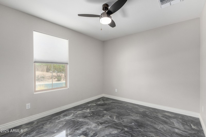 24 - El Buho Pequeno