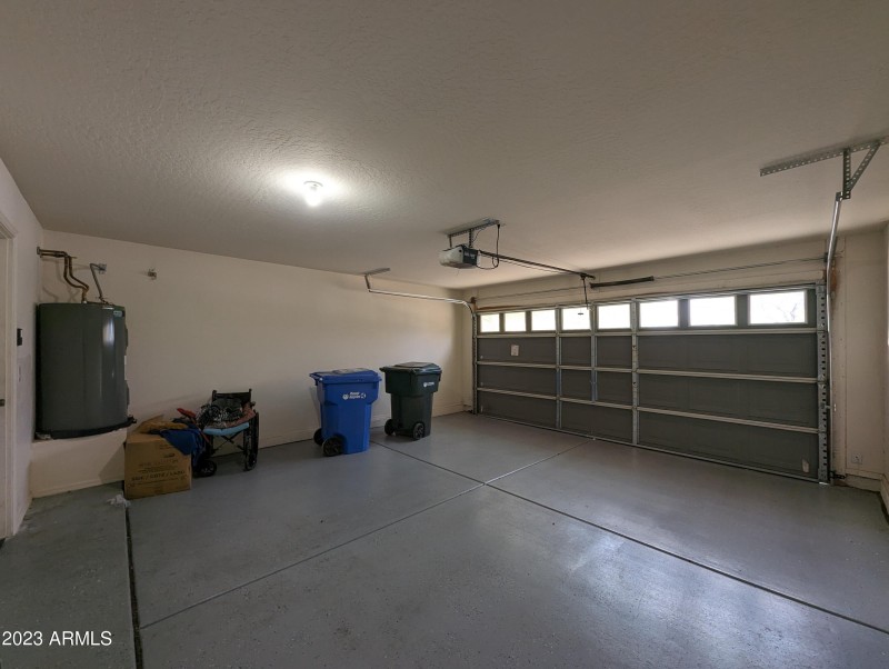 3215 W SAINT ANNE AVE