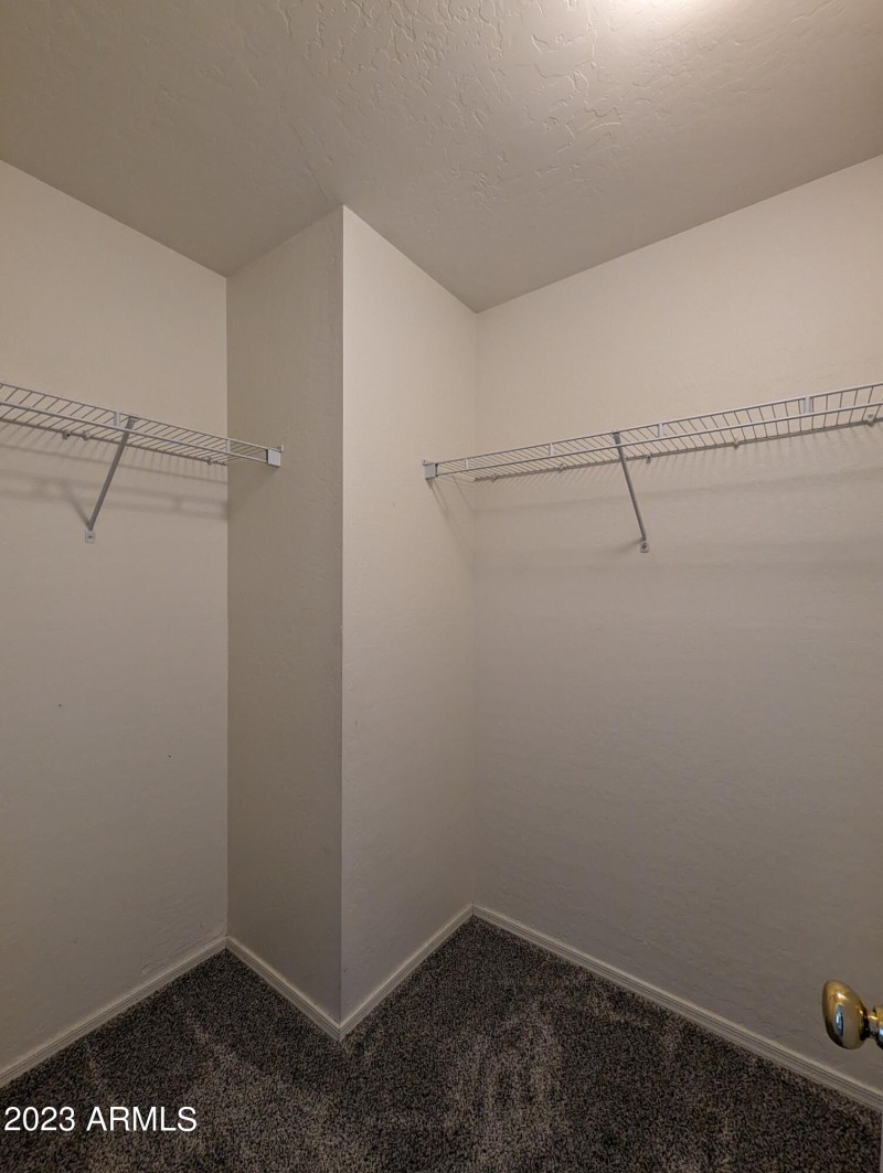 3215 W SAINT ANNE AVE