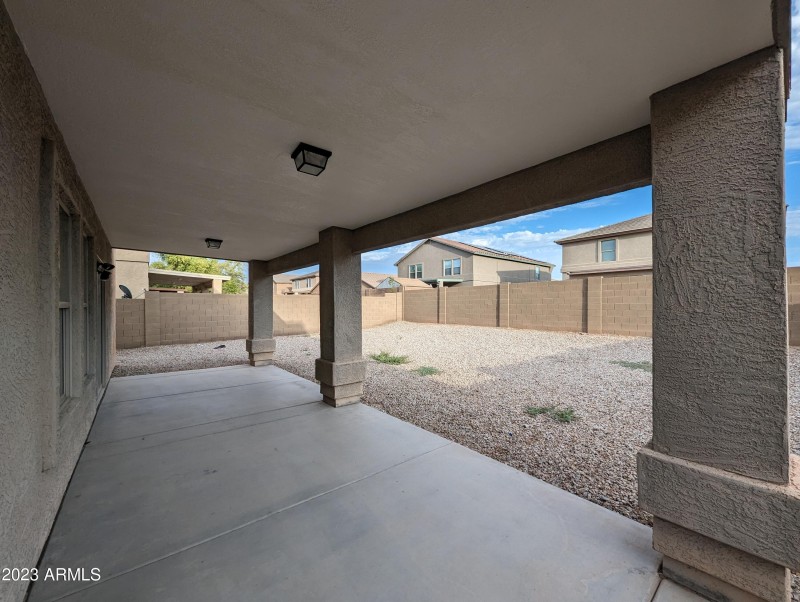 3215 W SAINT ANNE AVE