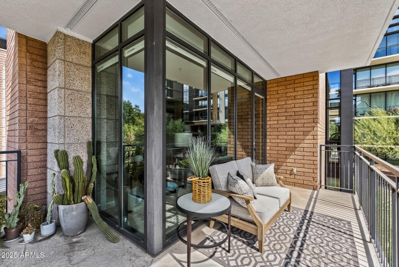 Wraparound Balcony