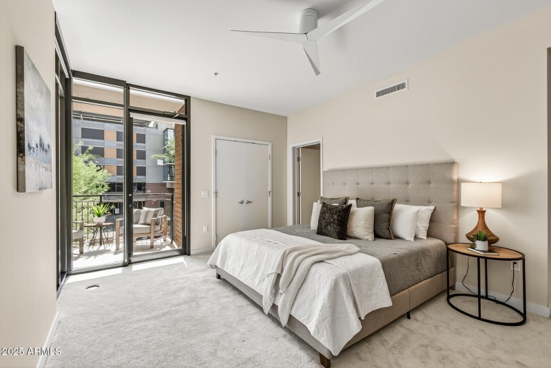 Primary suite
