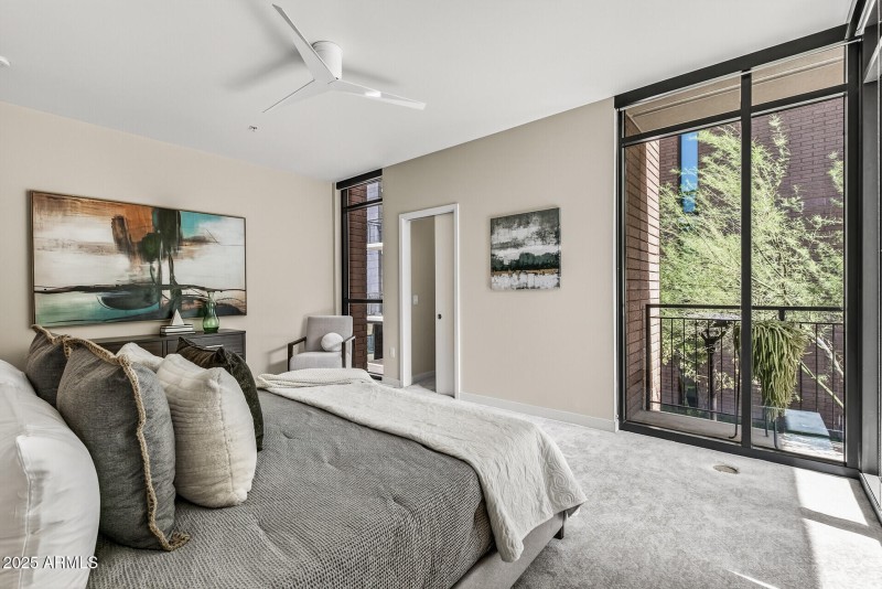 Primary suite