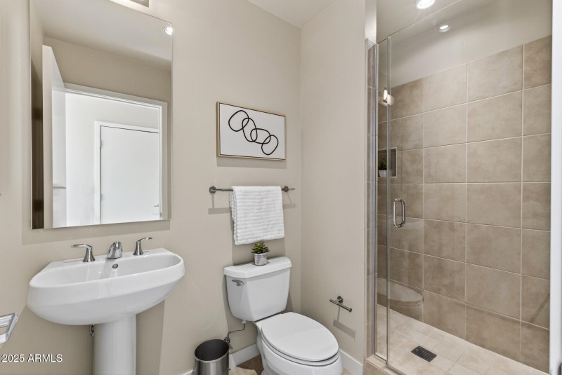 Guest ensuite
