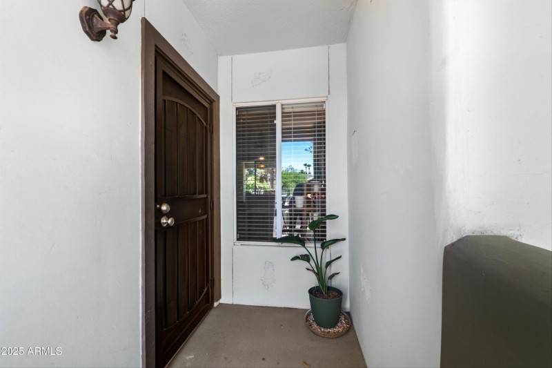 Private Entry w/No Shared Access