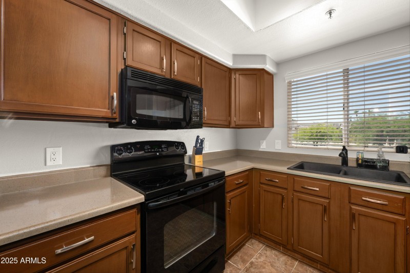 Lots of Cabinet & Counter Space