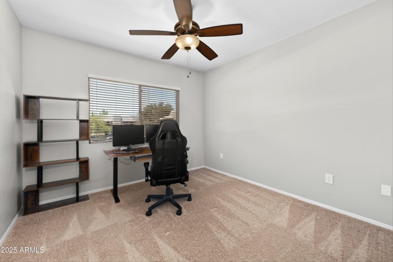Spacious Guest Room or Office