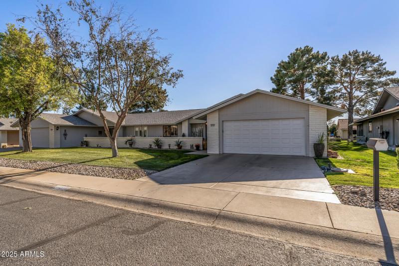 04_12719_W_Shadow_Hills4_mls